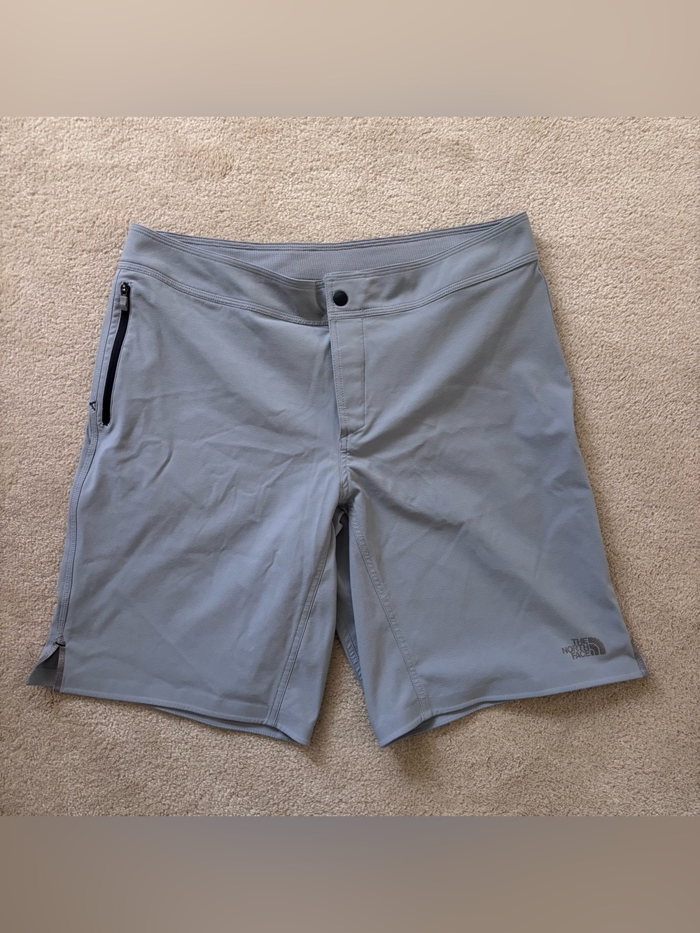 NWOT THE NORTH FACE Men's Flash Dry Hiking Shorts Outdoor Grey Size 36